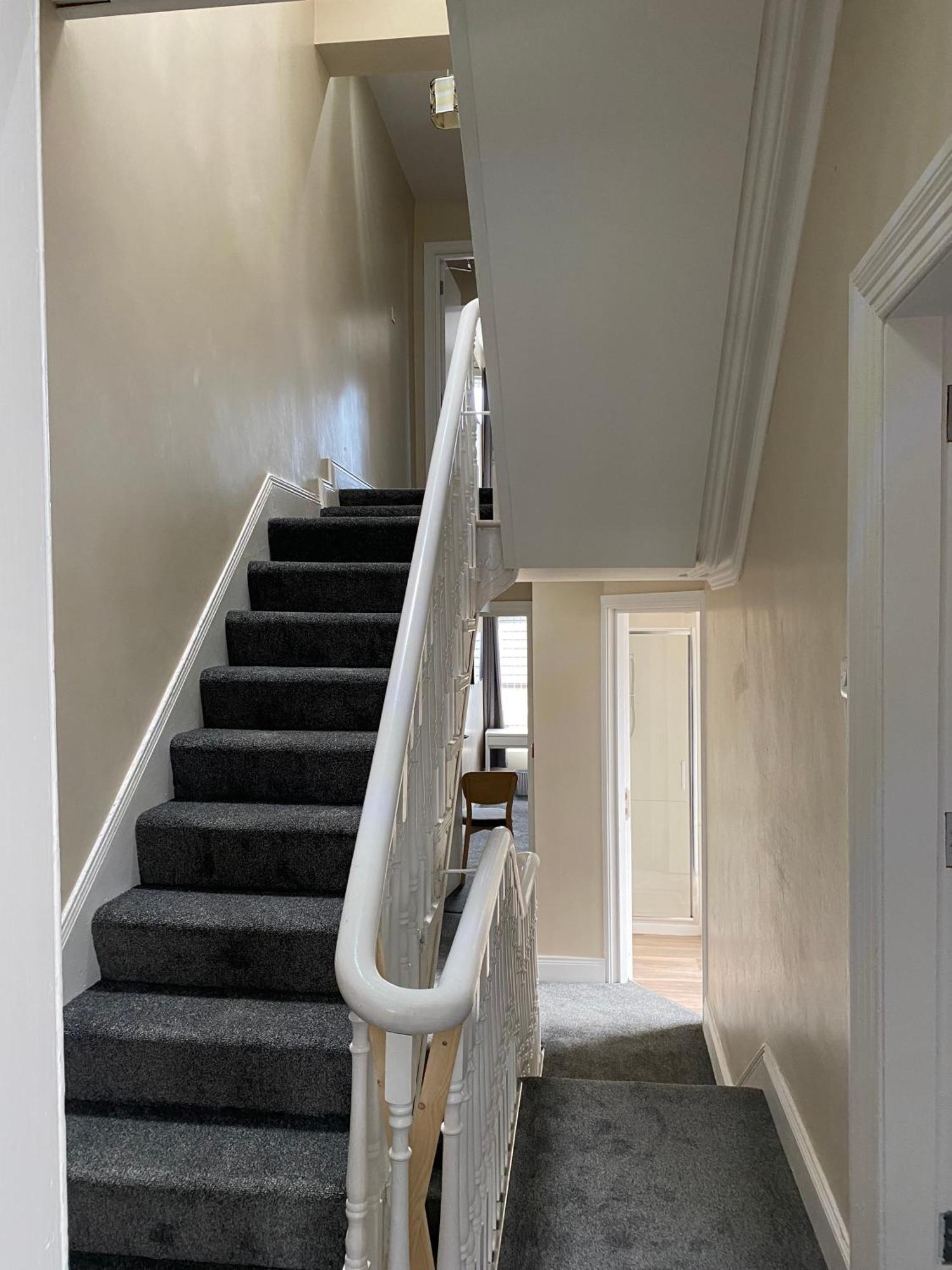 Roskeen Townhouse Belfast Eksteriør bilde